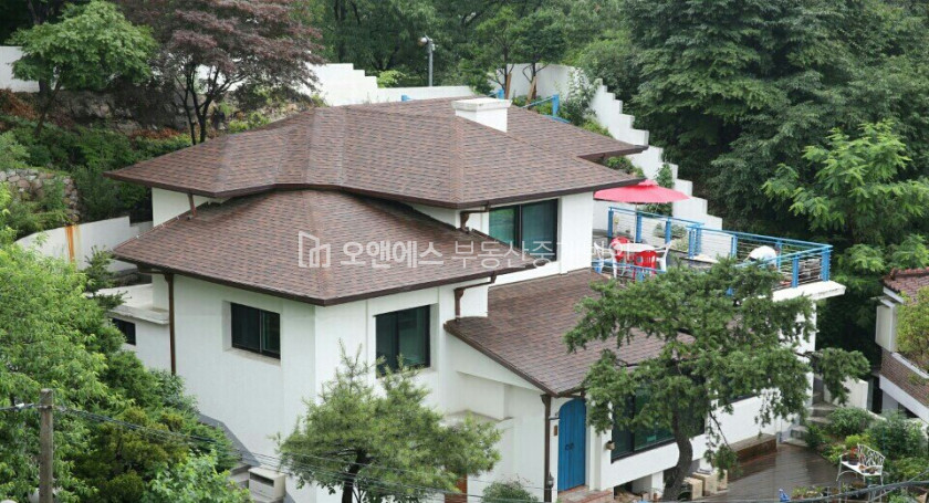 서울 종로구 부암동 자연환경이 배경인 아름다운 단독주택 매매 매물번호 13275 사진 1