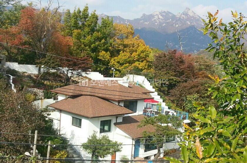 서울 종로구 부암동 자연환경이 배경인 아름다운 단독주택 매매 매물번호 13275 사진 2